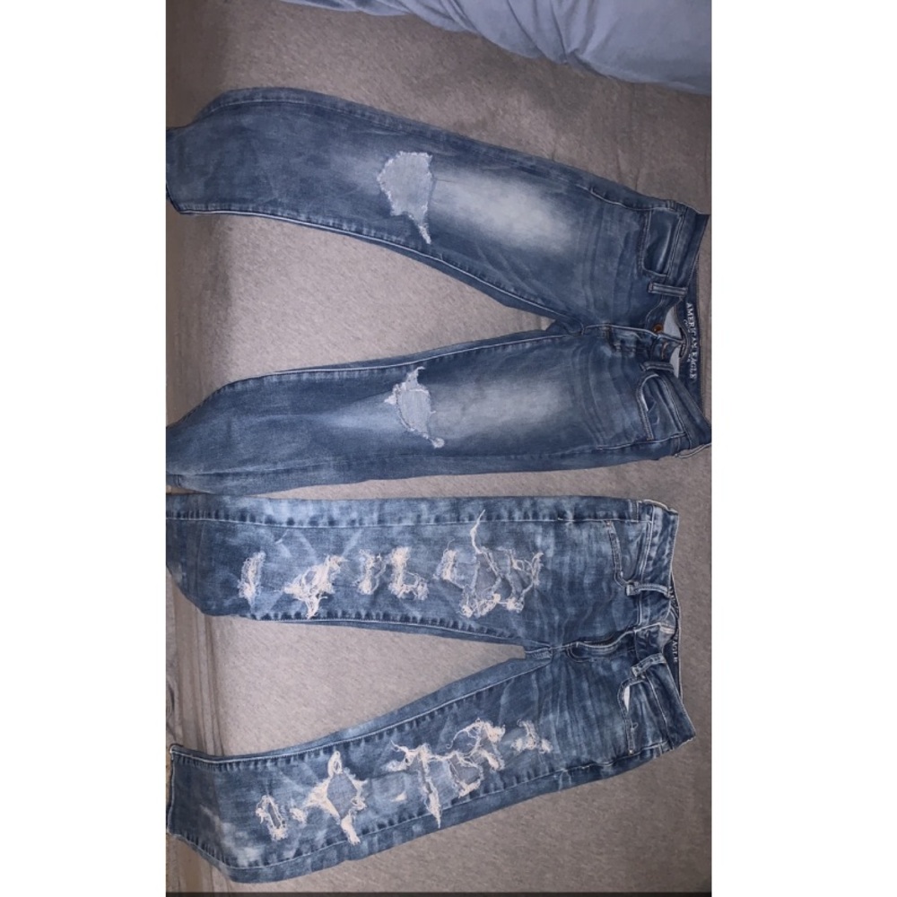 Size 2 American eagle jeans,